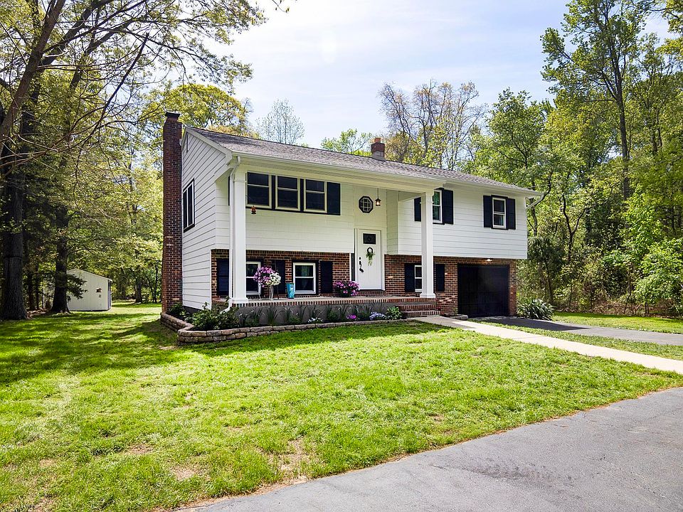1st image of 583 Centerton Rd