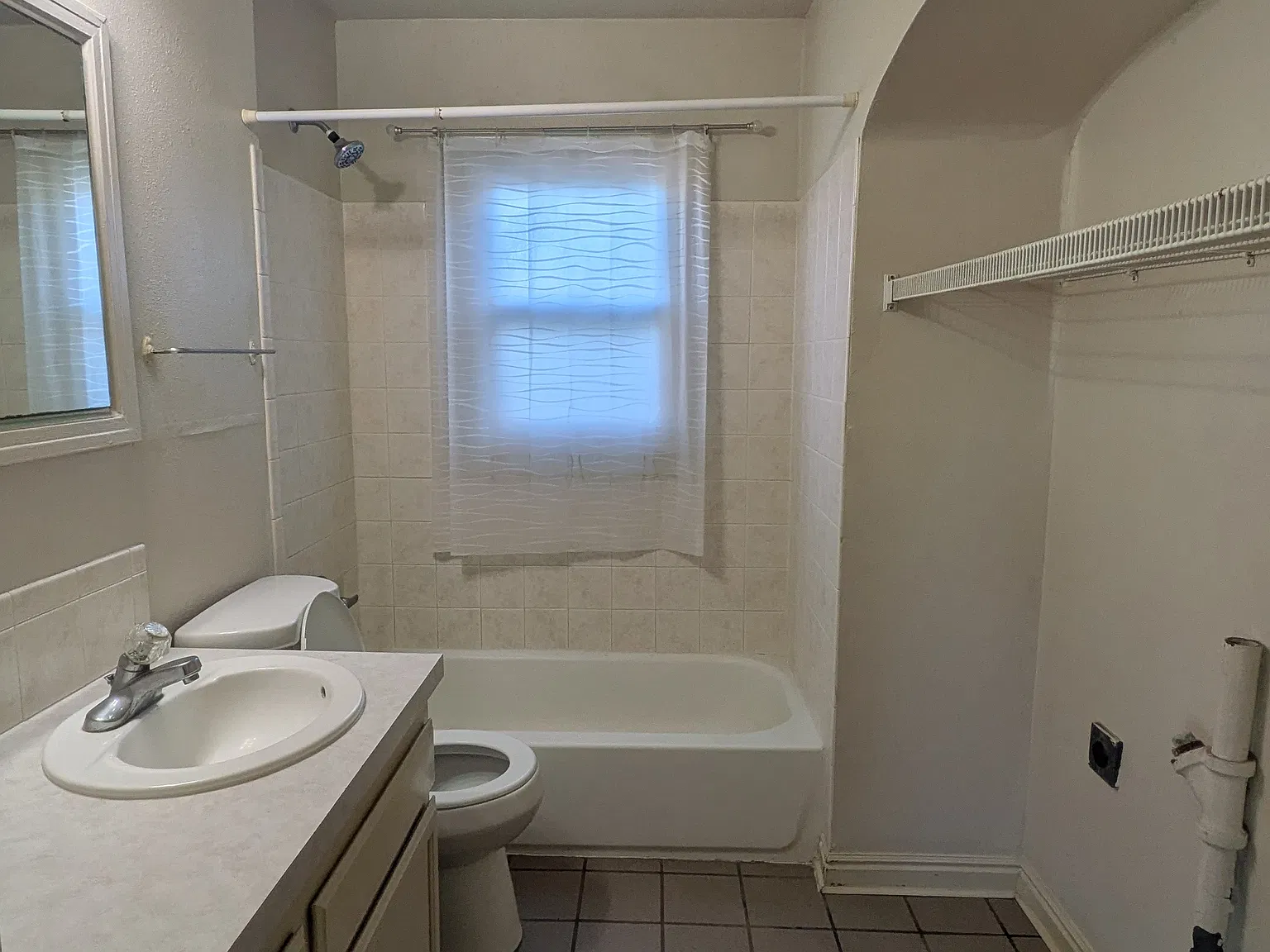 2 bed, 680 sqft, $950 — Photo 4