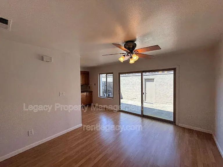 339 Bridge Pl — Photo 18