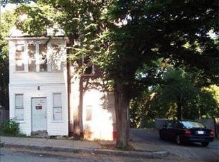 18 Ford St, Haverhill, MA 01832