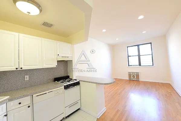Rented by Peter Ashe | media 1
