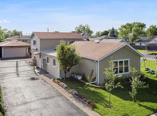 8338 S 77th Ct, Bridgeview, IL 60455