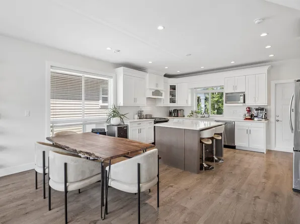 4855 Ellis Ln, Delta, BC V4K 0C5