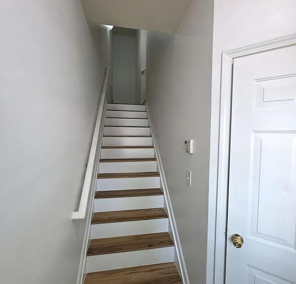 2179 Dillard Xing — Photo 3