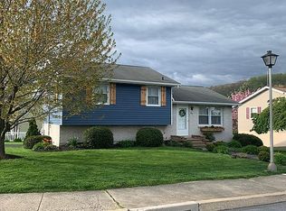 59 Bethany Rd, Ephrata, PA 17522