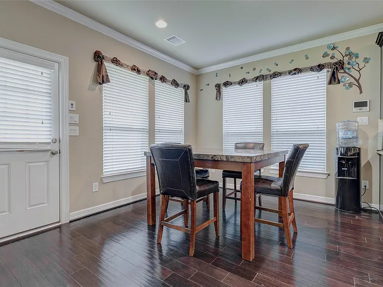 27810 Yorkshire Brook Ln — Photo 14