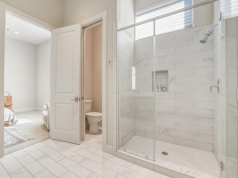 1004 California St #203 — Photo 26