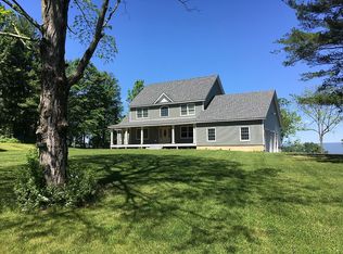 18 Lattimer Ln, Shawangunk, NY 12589