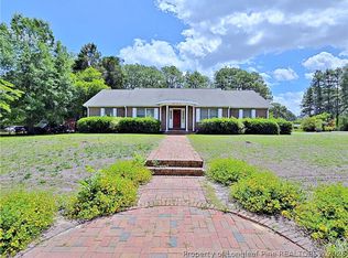 1869 Conover Dr, Fayetteville, NC 28304