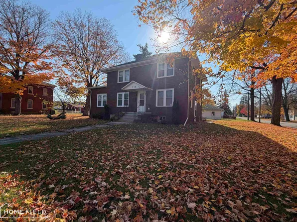 225 W Corunna Ave, Corunna, MI 48817