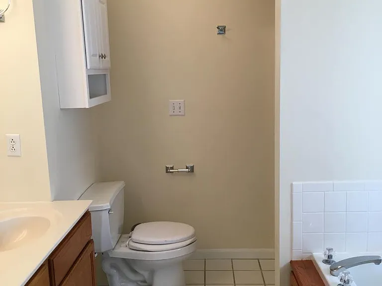 4805 Castlewood Ct — Photo 14