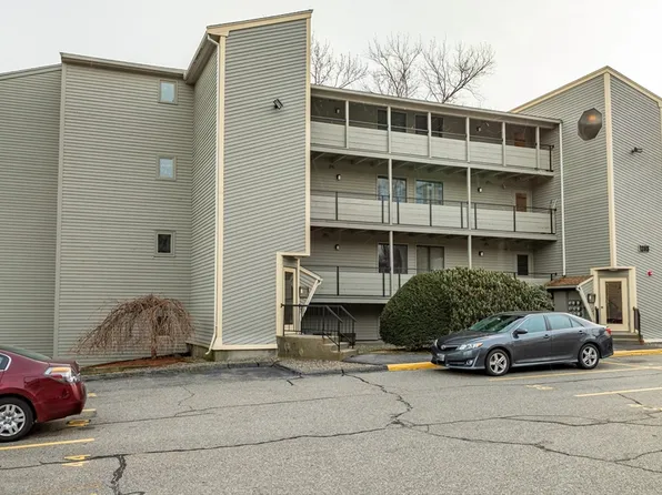 1195 Grafton St #39, Worcester, MA 01604