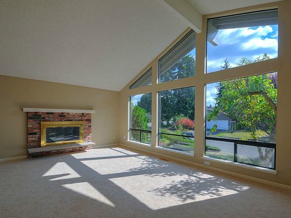 3rd image of 12512 SE 65th St