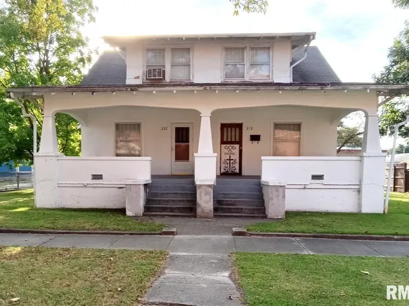 218 Leafland Ave, Centralia, IL 62801