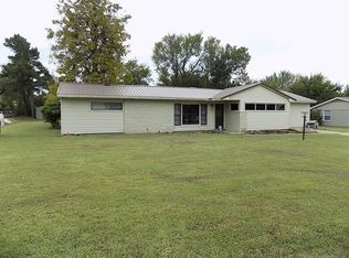 115 Warren St, Holdenville, OK 74848