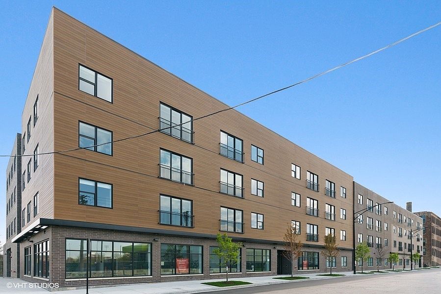 1st image of 1407 W 15th St #418