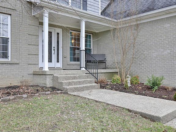 3rd image of 7231 Oakburn Dr