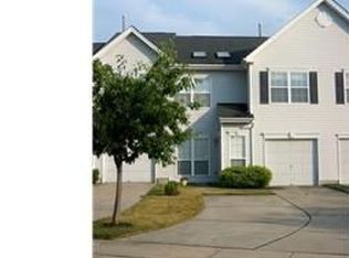 6 Sawgrass Ct, Blackwood, NJ 08012