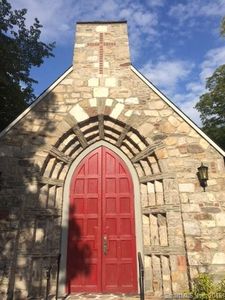 5 Washington Ave, Sandy Hook, CT, 06482