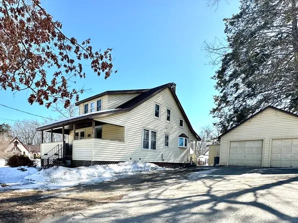 178 Fairview St W, Greenfield, MA 01301