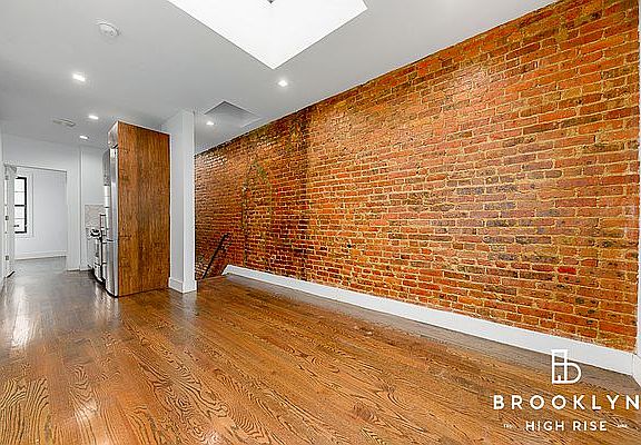 4th image of 1091 Bedford Ave #2R