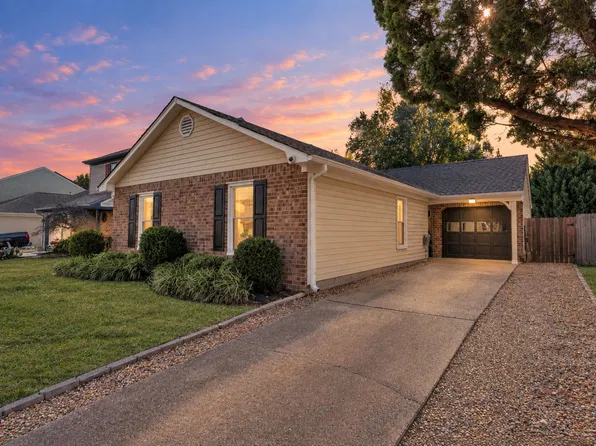 3437 Landstown Ct, Virginia Beach, VA 23453