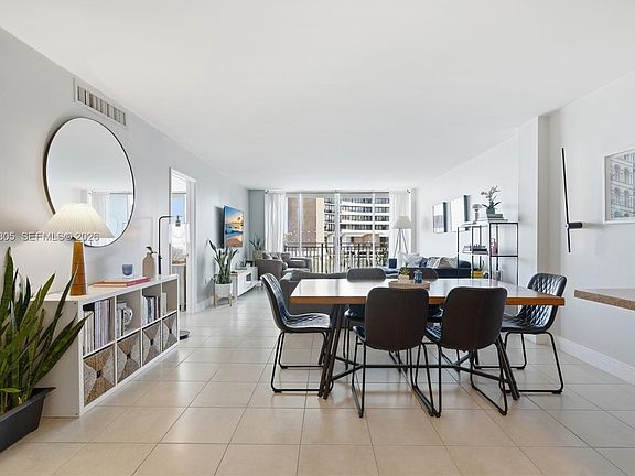 5th image of 770 NE 69th St APT 2B