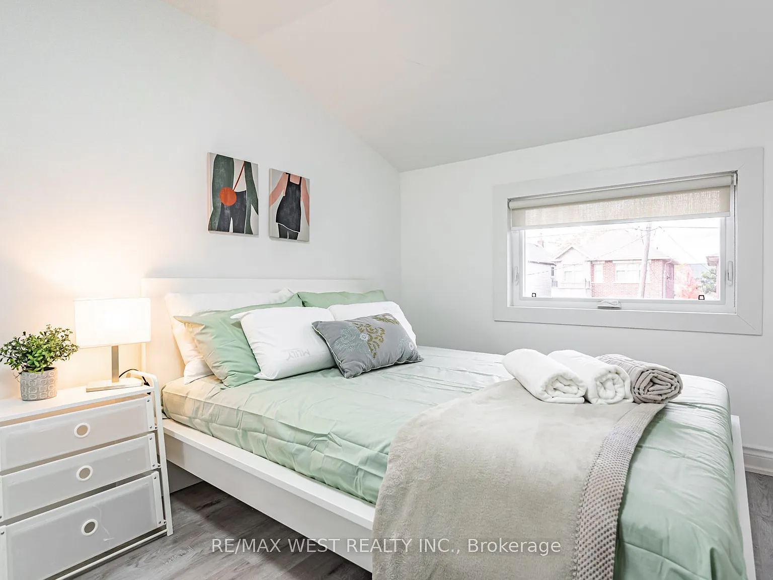 4 bed, $3,995 — Photo 3