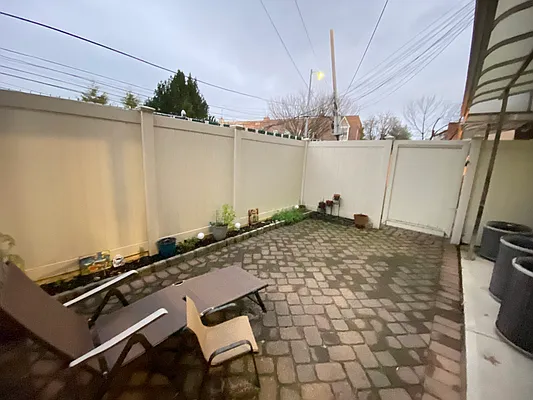 Rented by Voro, LLC | media 1