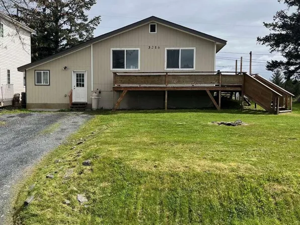3216 Ptarmigan Pass St, Kodiak, AK 99615