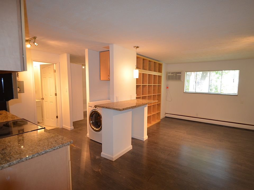 1st image of 18225 Detroit Ave APT 204