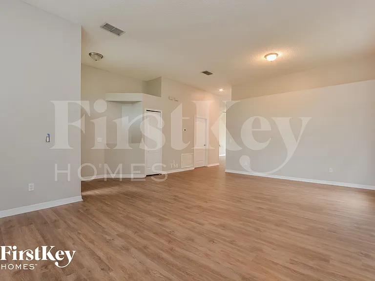 517 Fitzwilliam Way — Photo 3
