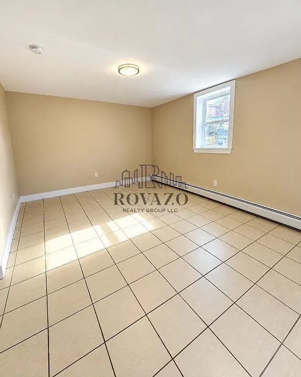 Studio, 500 sqft, $1,450 — Photo 3