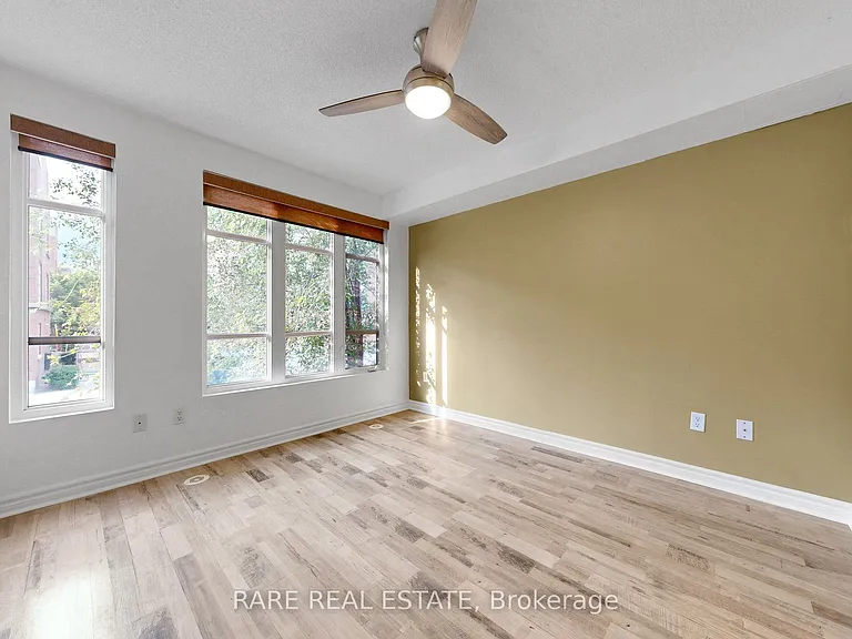 21 Ruttan St #140 — Photo 34