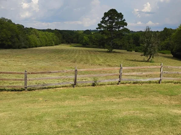 869 Meadowbrook Rd, Chester, SC 29706