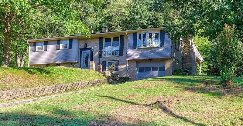 WELCOME HOME TO 2919 STEUR LANE.