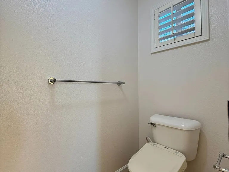 42 Arnold Dr — Photo 26