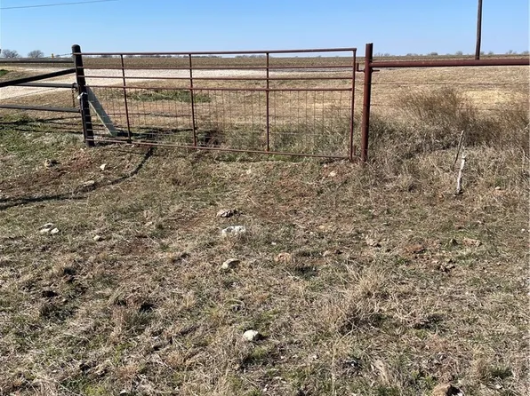 1101 Windsor Rd, Mc Gregor, TX 76657
