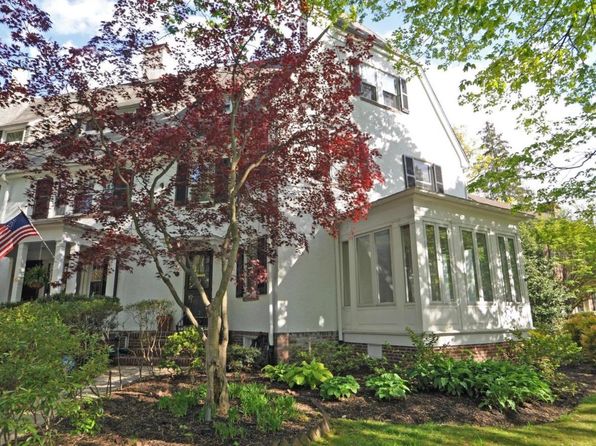 2 Crawford Cir