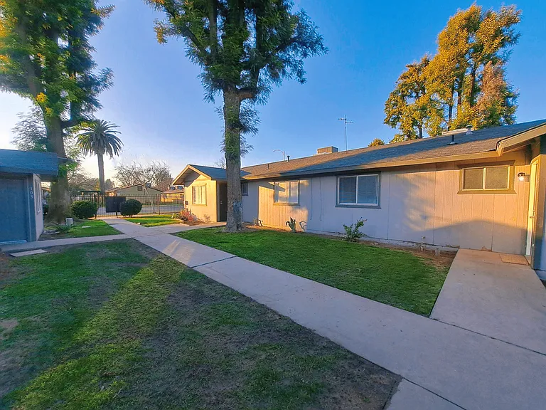 2167 S. Martin Luther King Jr. — Photo 2