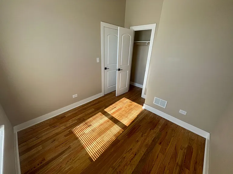 6342 S Elizabeth St #2 — Photo 11
