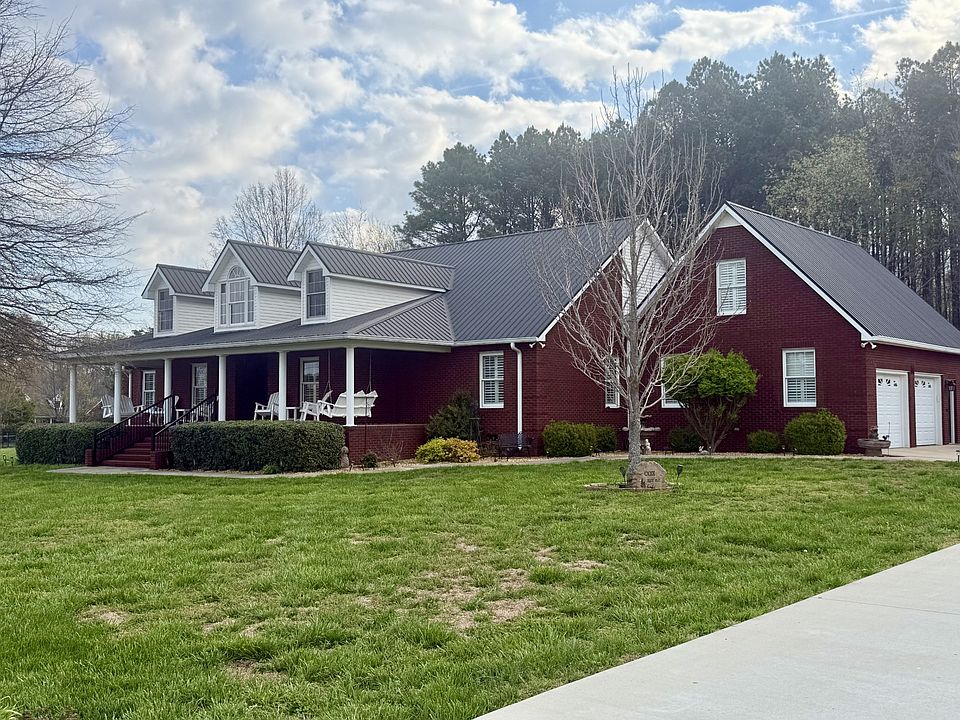 1st image of 646 Indian Creek Rd