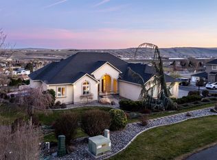 209 Kristen Ln, Kennewick, WA 99338