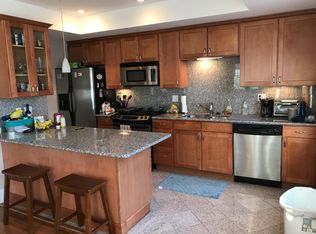 26 Grotto Ave APT 3, Providence, RI 02906