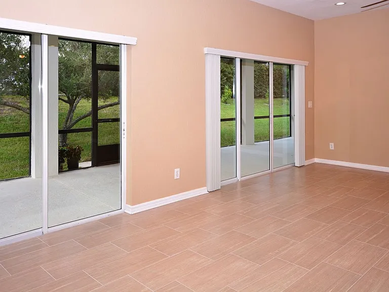 10747 Masters Dr — Photo 10