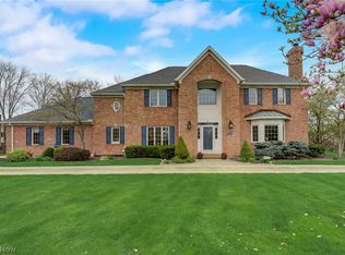 6407 Canterbury Dr, Hudson, OH 44236