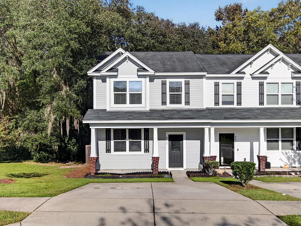 9131 Parlor Dr #1
