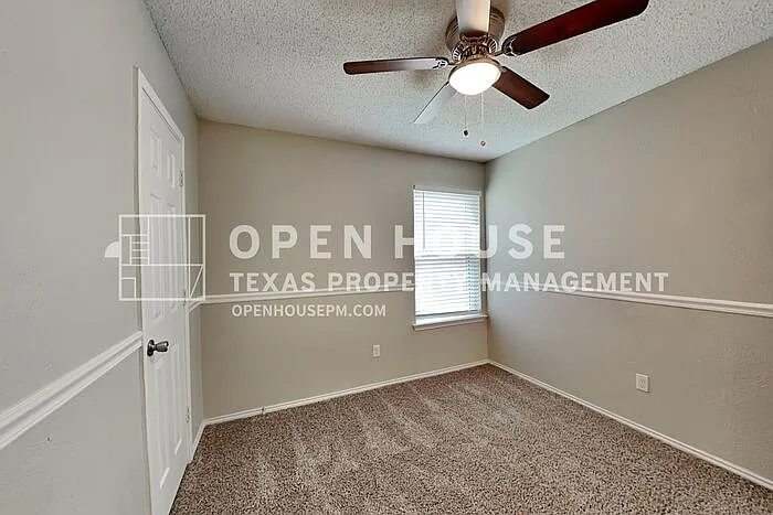 7864 Maiden Ln — Photo 16