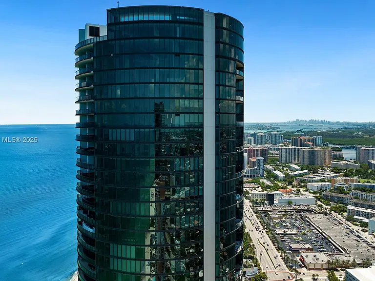 18555 Collins Ave #4603 — Photo 42