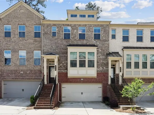 379 Provenance Dr, Sandy Springs, GA 30328